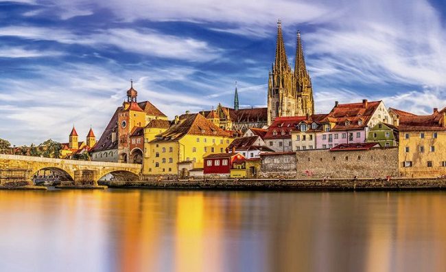 Khám Phá Regensburg - Thành Phố Cổ Kính Của Đức