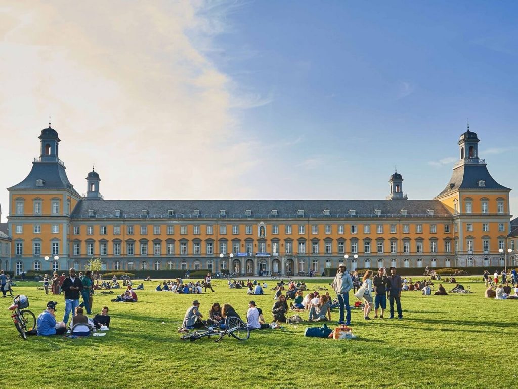 Yêu cầu xét tuyển dự bị đại học tại Đức, Pháp, Thụy Sĩ